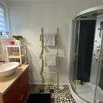 게스트하우스 Clemenceau Confort - Jardin - Salle De Bain Privee - Wifi - Cuisine Partagee - 비상부르