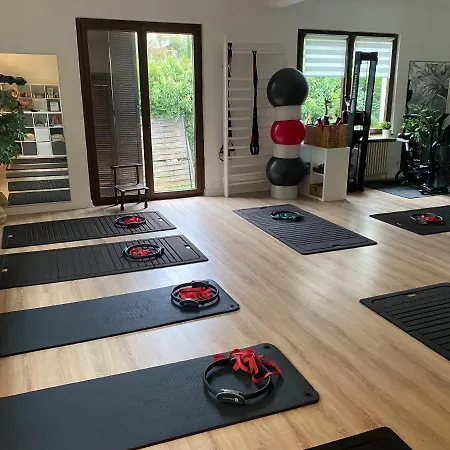 Belle Privee - Salle De Bain - Jardin - Wifi - Cuisine Partagee - 3*