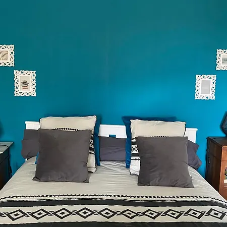 Casa de hóspedes Belle Privee - Salle De Bain - Jardin - Wifi - Cuisine Partagee -