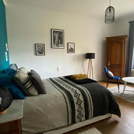 Casa de hóspedes Belle Privee - Salle De Bain - Jardin - Wifi - Cuisine Partagee -